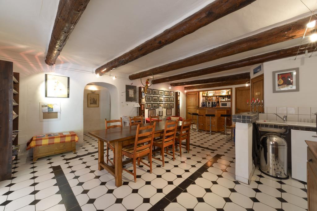 Le Vieux Platane Hotel Cairanne Eksteriør billede
