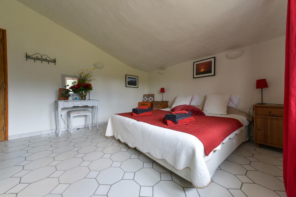 Le Vieux Platane Hotel Cairanne Eksteriør billede